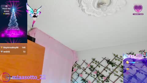 Snapshot of miaa_sotto chatting on 12.09.24 Maria Fernanda online show from 12.09.24