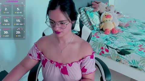 Snapshot of miaa_sotto chatting on 10.20.25 Maria Fernanda online show from 10.20.25