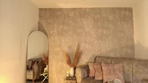 miacooper online show from 01.18.25