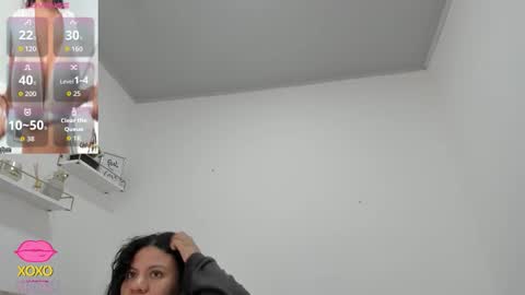 Miah Collins online show from 12.02.25