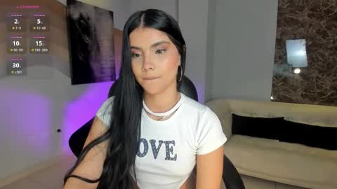 Call me Mia  online show from 11.27.25