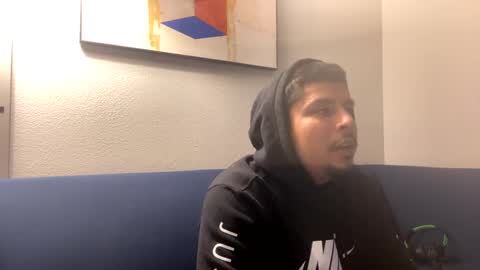 Snapshot of miamiclos1 chatting on 02.21.25 miamiclos1 online show from 02.21.25