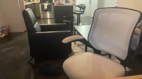 Snapshot of miamifit chatting on 01.16.25 miamifit online show from 01.16.25