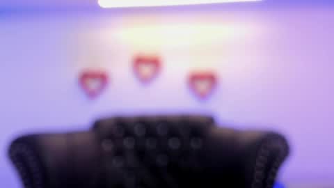 Snapshot of miamontoya chatting on 02.22.25 Mia   -5 7001400 Follow  online show from 02.22.25