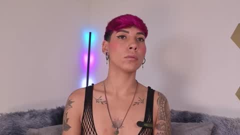 Mia Morgann online show from 11.27.25