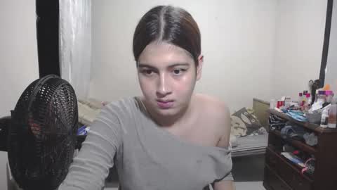 Snapshot of miarge_sertori chatting on 10.17.25 Ramona Badwolf online show from 10.17.25