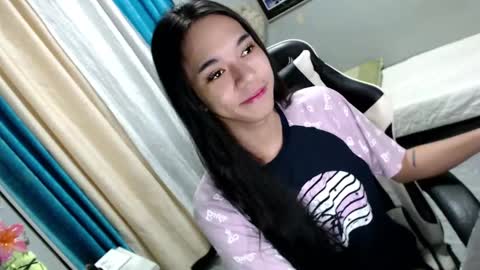 Mia online show from 01.07.25