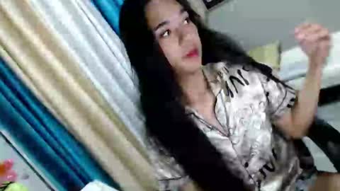 Mia online show from 01.13.25