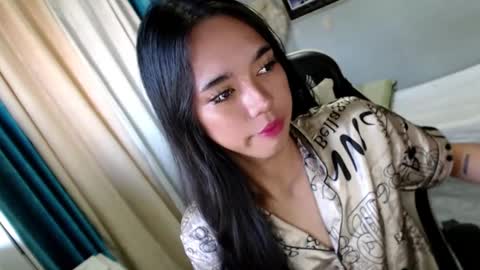 Mia online show from 01.16.25