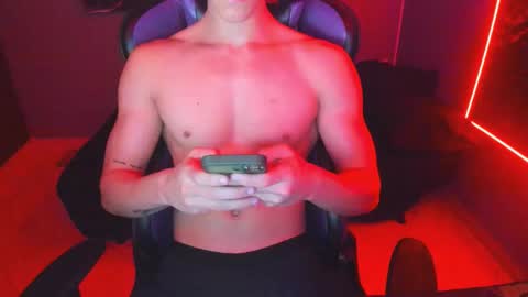 Snapshot of michael_twink18 chatting on 09.15.25 Michael online show from 09.15.25