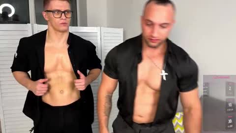 Snapshot of michaelbradley_for_u chatting on 09.16.25 michaelbradley_for_u online show from 09.16.25