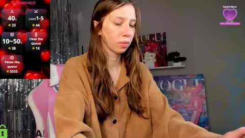 michele_mack online show from 01.10.25