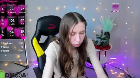 michele_mack online show from 01.13.25