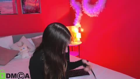 michele_mack online show from 10.12.25