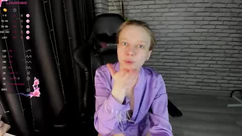 michelle_blond online show from 03.09.25