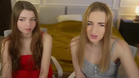 Snapshot of michelleinlove4u chatting on 02.14.25 Michelle online show from 02.14.25