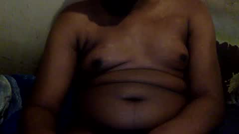 Snapshot of mickkzzx chatting on 12.19.24 mickkzzx online show from 12.19.24