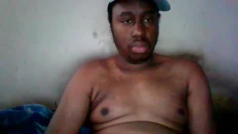 Snapshot of mickkzzx chatting on 02.15.25 mickkzzx online show from 02.15.25