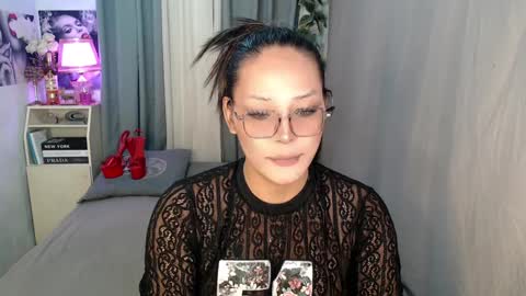 Snapshot of midnightraven27 chatting on 02.23.25  Dont forget to follow online show from 02.23.25