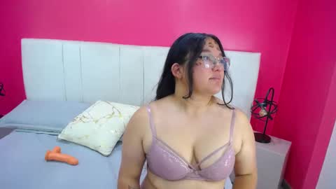 Snapshot of miia_colliins__ chatting on 10.09.25 Miia colliins   online show from 10.09.25