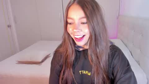 Snapshot of miia_rose12 chatting on 09.17.25 miia_rose12 online show from 09.17.25