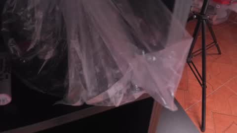 Snapshot of miia_taylor_1_ chatting on 02.04.25 Mia online show from 02.04.25