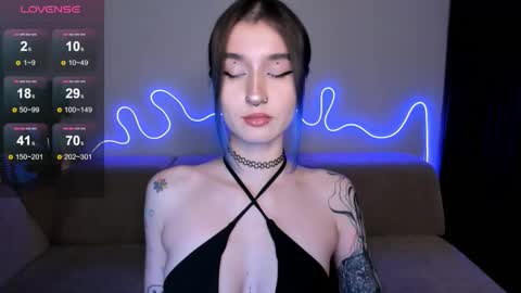 Mika online show from 11.13.25