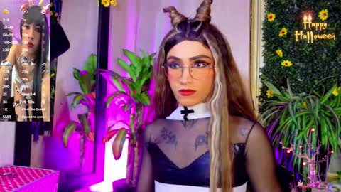 mikaelarangel online show from 10.10.25