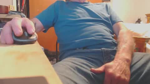 Snapshot of mike694fun chatting on 02.23.25 mike694fun online show from 02.23.25