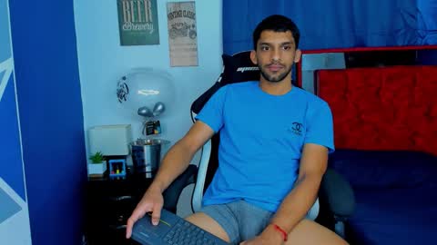 Snapshot of mike_shelby21 chatting on 09.22.25 mike_shelby21 online show from 09.22.25