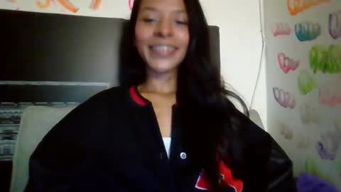 MAITE  MIKE  Sometimes Im with the boy in camera online show from 10.31.25