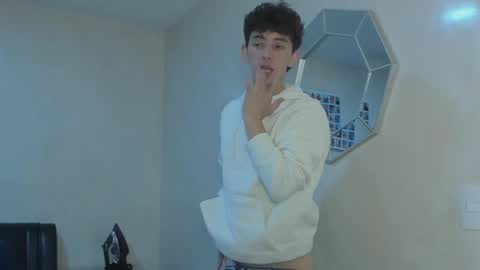 Mikebelf4 online show from 11.24.25