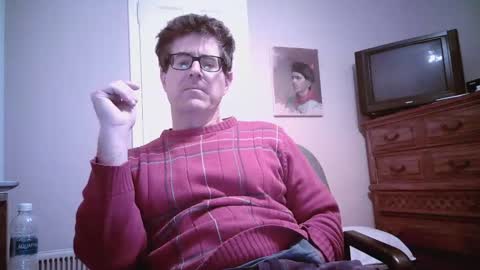 Snapshot of mikewulds chatting on 12.02.24 Mike online show from 12.02.24