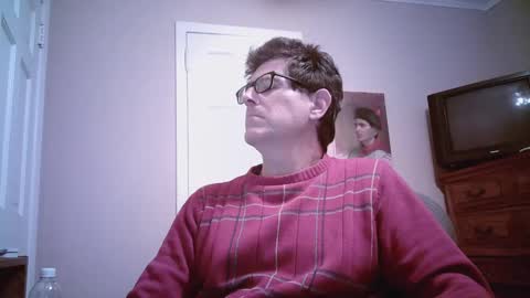 Snapshot of mikewulds chatting on 12.03.24 Mike online show from 12.03.24