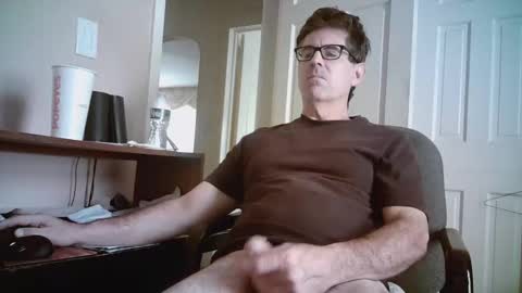 Snapshot of mikewulds chatting on 09.14.25 Mike online show from 09.14.25