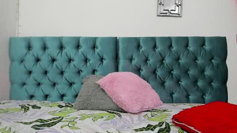 Mikoto Urb online show from 12.01.24