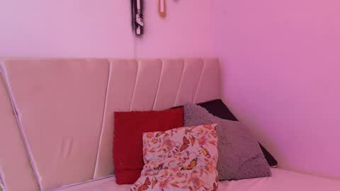 Mikoto Urb online show from 10.26.25