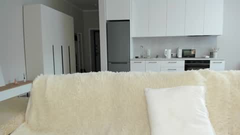 Lilli online show from 09.10.25