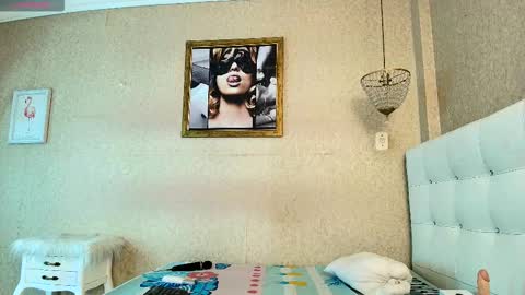 miladiosa online show from 11.11.25