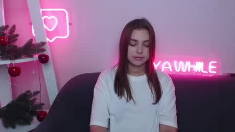 milanaangelas online show from 12.24.24