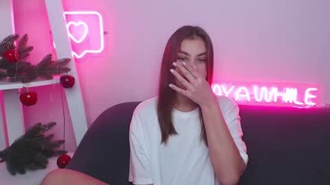 milanaangelas online show from 12.24.24