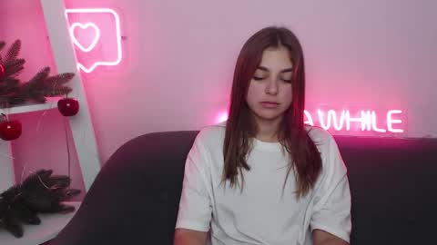 milanaangelas online show from 12.28.24