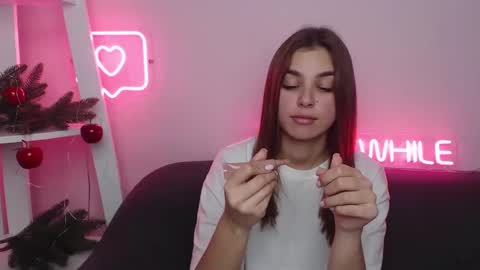 milanaangelas online show from 12.28.24