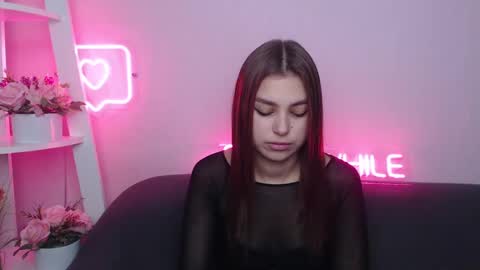 milanaangelas online show from 01.17.25