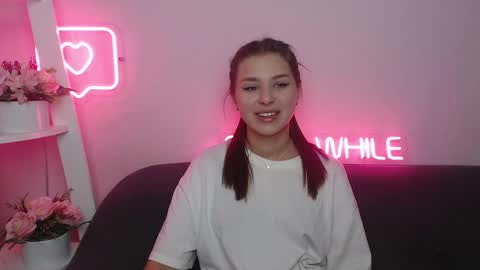 milanaangelas online show from 01.28.25
