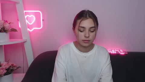 milanaangelas online show from 02.01.25