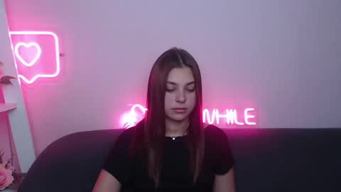 milanaangelas online show from 02.10.25