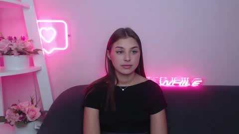 milanaangelas online show from 02.11.25