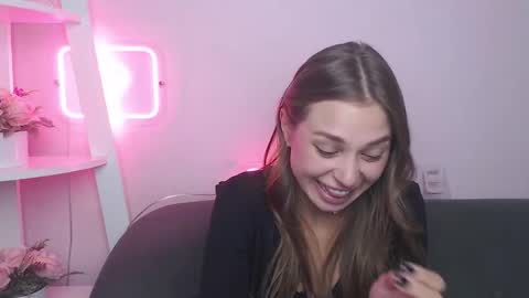 milanaangelas online show from 09.15.25