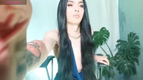 Snapshot of milansantana24 chatting on 09.19.25 MILAN SANTANA online show from 09.19.25